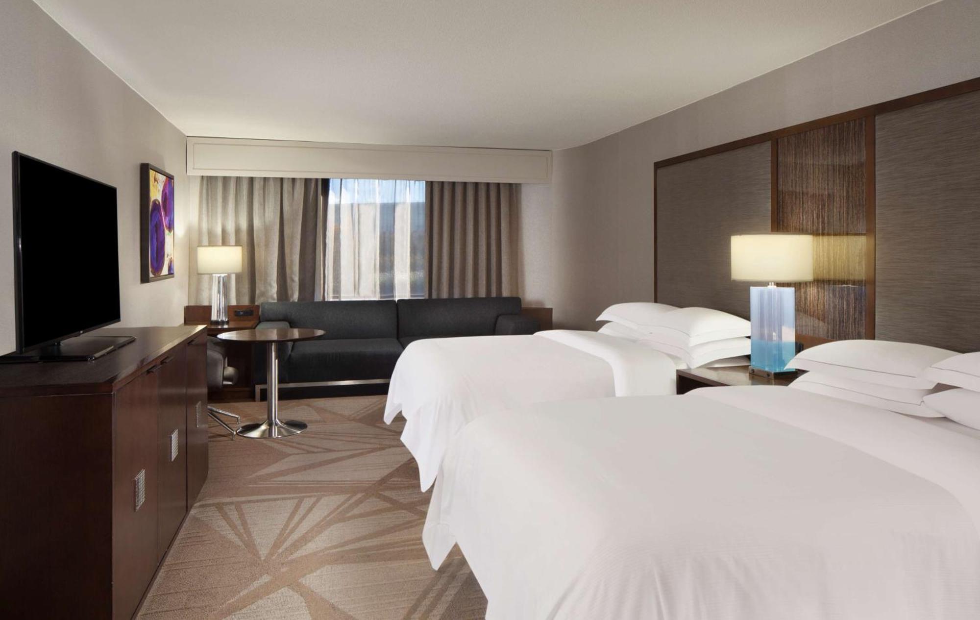 Hilton Parsippany Hotel Exterior photo