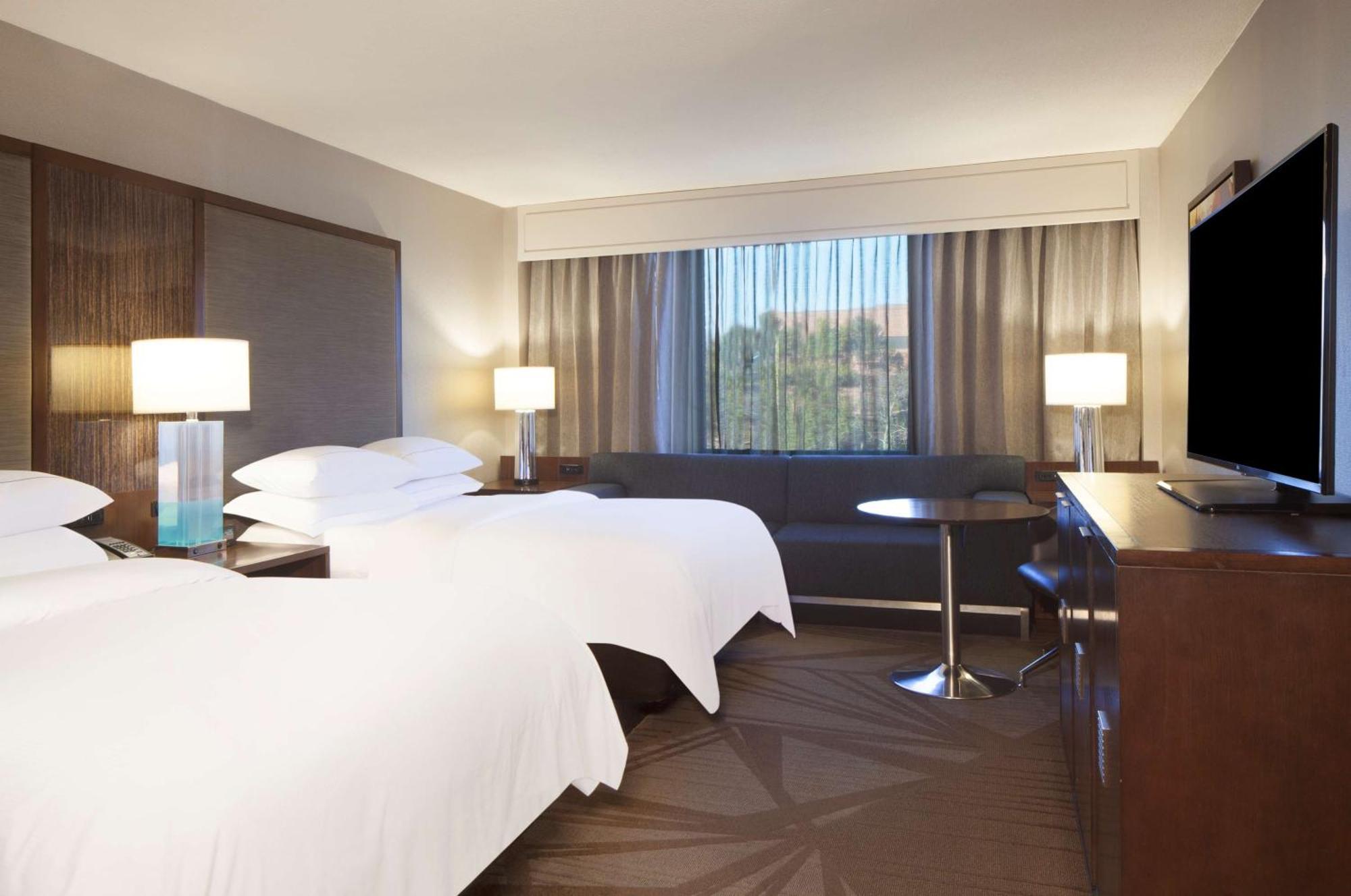 Hilton Parsippany Hotel Exterior photo